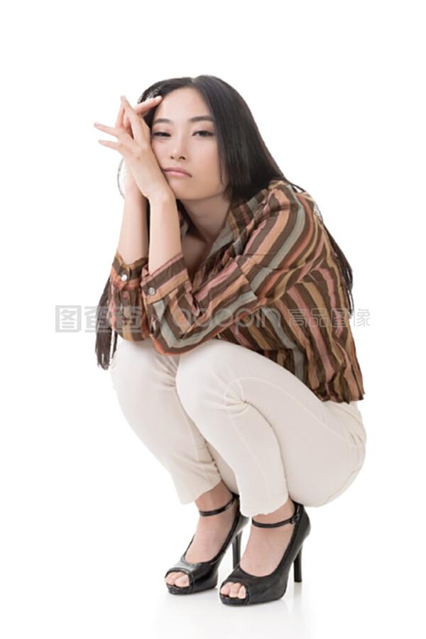 弹壳与香水